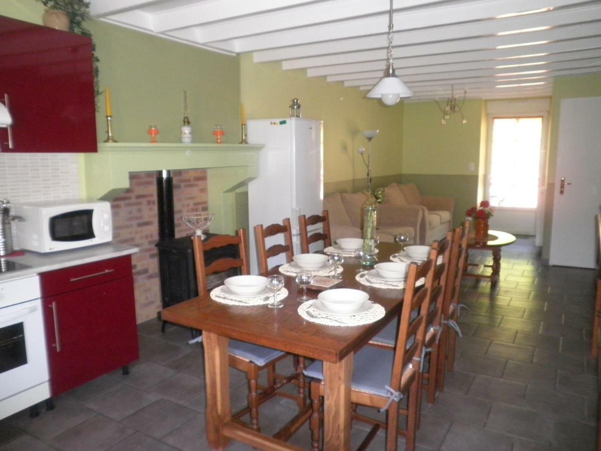 Gite Des Roches La Roche-Vanneau Extérieur photo